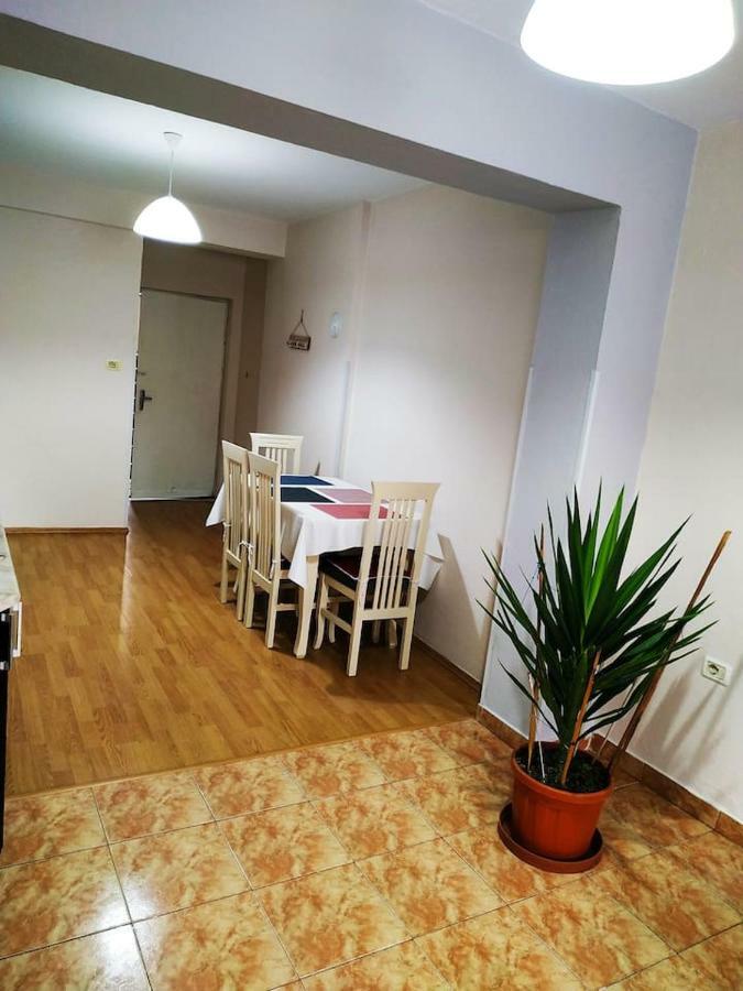 Lovely Apt At The Heart Of The City&Near The Lake Pogradec Buitenkant foto