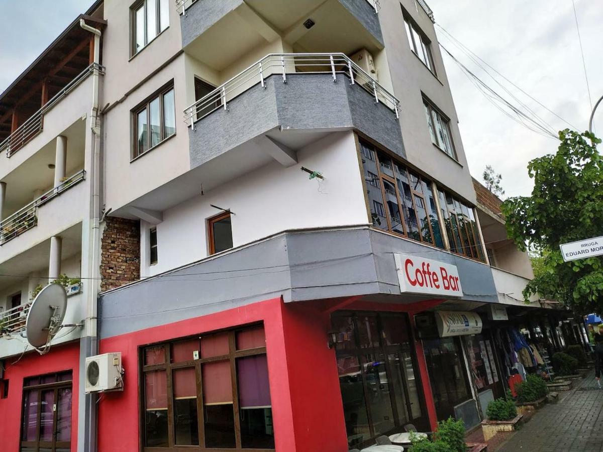 Lovely Apt At The Heart Of The City&Near The Lake Pogradec Buitenkant foto